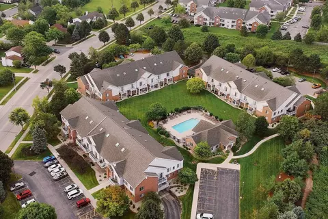 1124 N High Point Rd #106, Madison, WI 53717