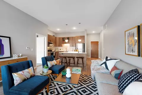 6780 Fortino St #80-222, Apple Valley, MN 55124