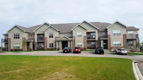 200-208 S Brookwood Dr #201, Mount Horeb, WI 53572
