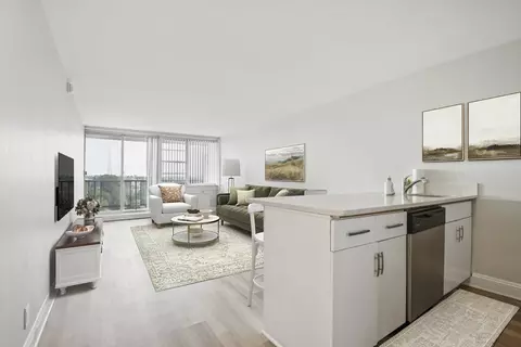 7600 Stenton Ave #18M, Philadelphia, PA 19118