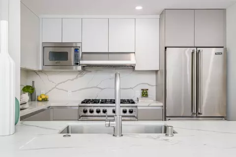1415 Reeves St #304, Los Angeles, CA 90035