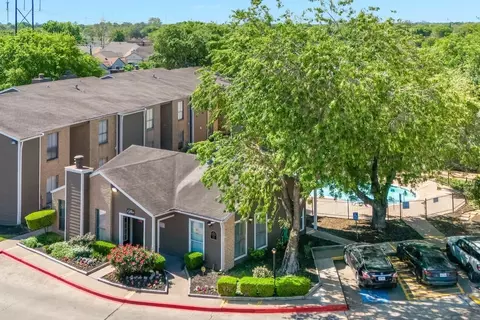 9850 S Kirkwood Rd #1602, Houston, TX 77099