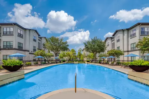 13801 Napoli Dr #9111, Houston, TX 77070