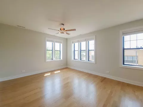 2020 W Montrose Ave #2020-3B, Chicago, IL 60618