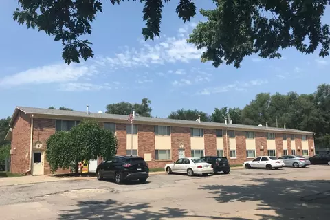2911 Washington St #22, Bellevue, NE 68005