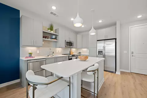 1001 N Brevard St #349, Charlotte, NC 28206