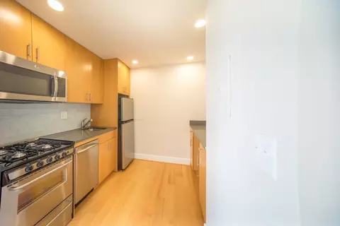 1112 M St NW #0310, Washington, DC 20005