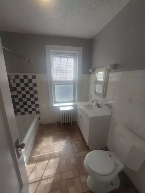 218 Twin Oaks Rd #218-12, Akron, OH 44313
