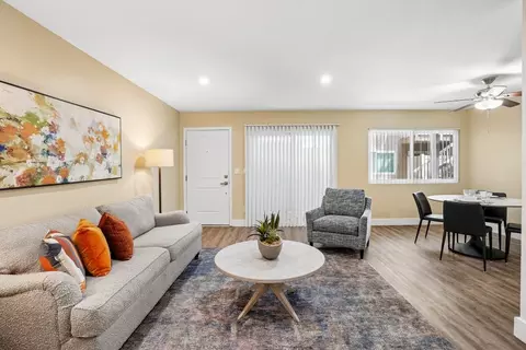 12600 Braddock Dr #600B124, Los Angeles, CA 90066
