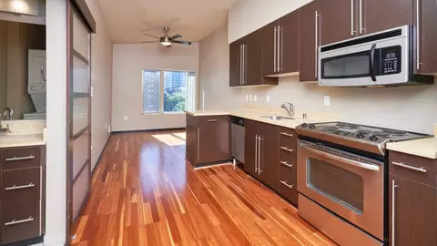 2312 3rd Ave #642, Seattle, WA 98121