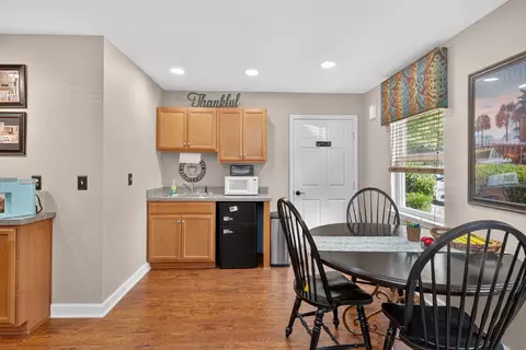 1815 Bacons Bridge Rd #H-06, Summerville, SC 29485