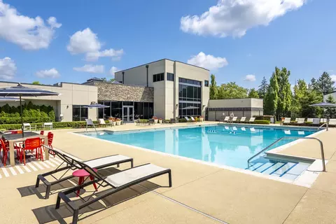 2134 S Goebbert Rd #19217, Arlington Heights, IL 60005