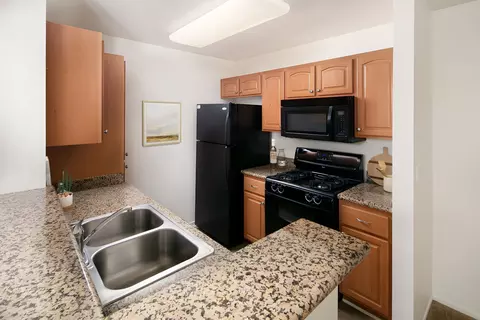 9130 Kiefer Blvd #58, Rosemont, CA 95826