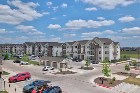 300 Cr 137 #05302, Hutto, TX 78634