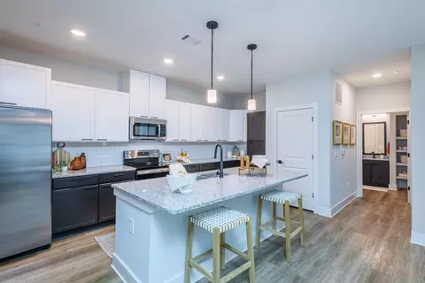 1035 Strensall Ln #204, Charlotte, NC 28273