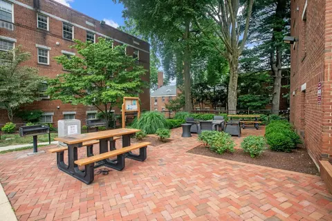 8000 Eastern Dr #8001D102, Silver Spring, MD 20910 photo 10