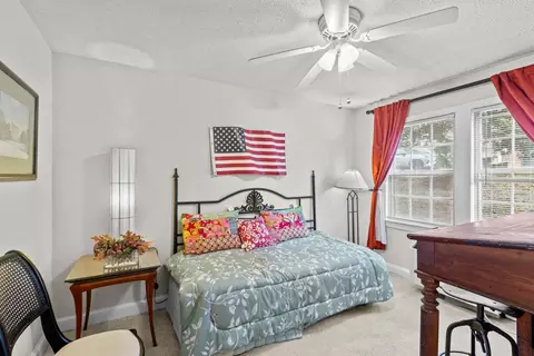 8000 Eastern Dr #8001D102, Silver Spring, MD 20910 photo 6