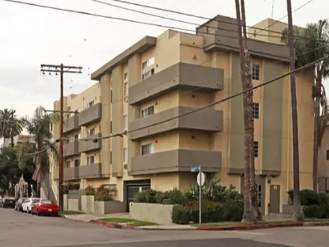 1201 N Mansfield Ave #201, Los Angeles, CA 90038