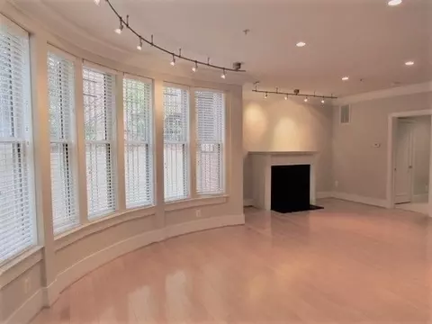 1515 O St NW #211, Washington, DC 20005