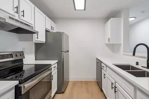 24802 99th Pl S #108, Kent, WA 98030