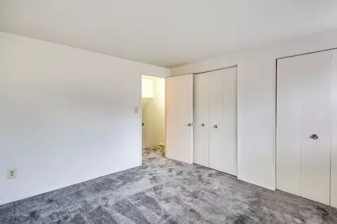 91 Lower Gate Ct #035A, Owings Mills, MD 21117