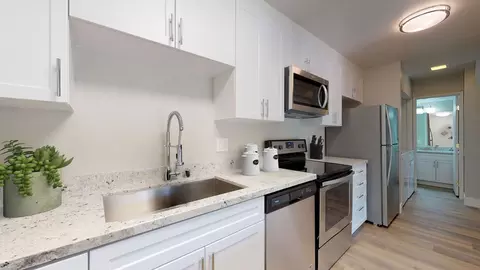 410 S Indian Hill Blvd #03, Claremont, CA 91711