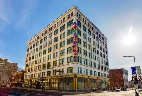 500 N Grand Blvd #304, Saint Louis, MO 63103