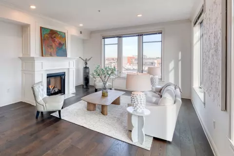 936 N High St #406, Columbus, OH 43201