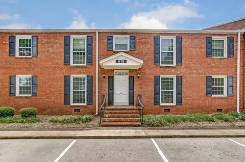 620 Elmhurst Rd #740 D, Charlotte, NC 28209