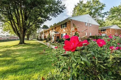 1 Garden Pl #4-03, Spring Lake Heights, NJ 07762