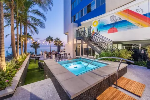 1900 E Ocean Blvd #910, Long Beach, CA 90802