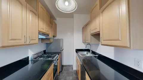 346 Leavenworth St #504, San Francisco, CA 94102