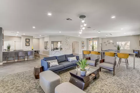 7340 W Russell Rd #128, Las Vegas, NV 89113