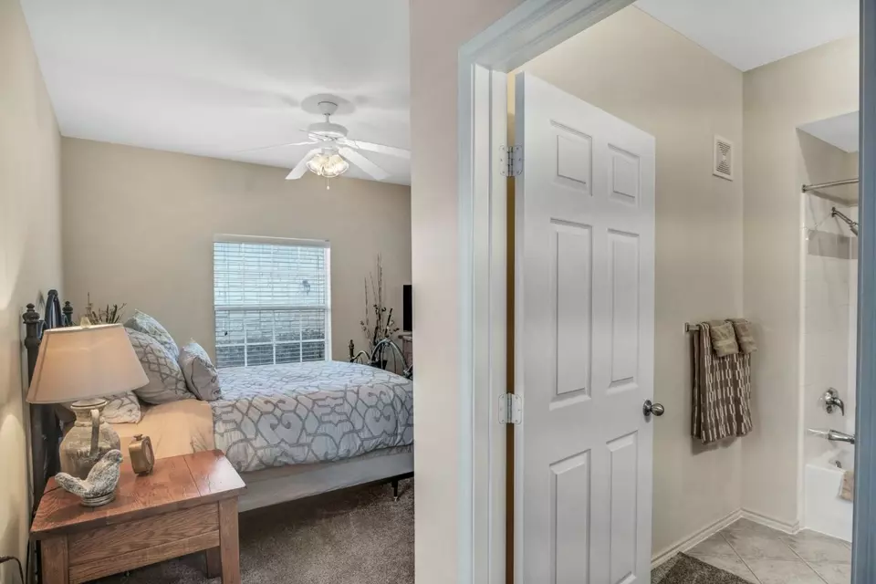  902 Milwaukee Ave #14-1407, Lubbock, TX 79416 photo 11