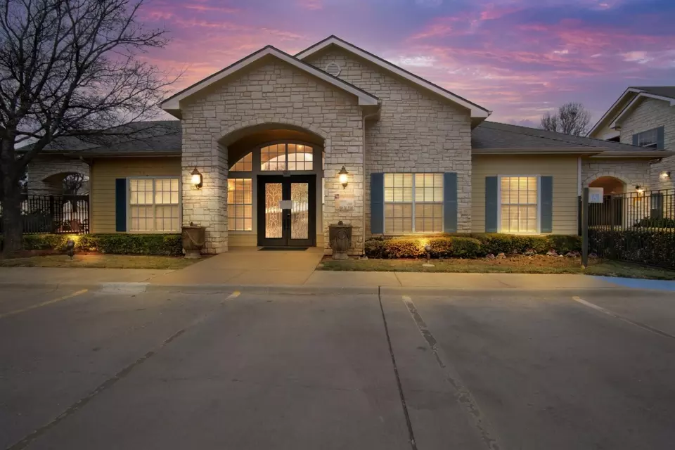  902 Milwaukee Ave #14-1407, Lubbock, TX 79416 photo 1