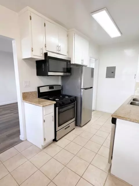 9128 National Blvd #12007, Los Angeles, CA 90034