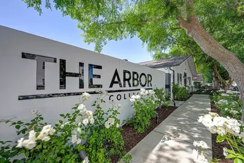 5449 N 10th St #5597-106, Fresno, CA 93710