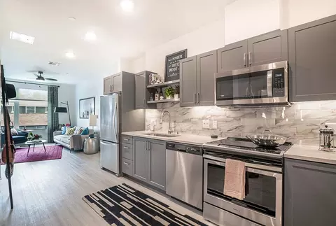 1714 21st St #344, Sacramento, CA 95811
