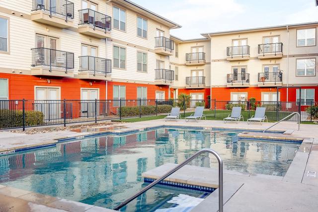 1011 S Frio #2003, San Antonio, TX 78207