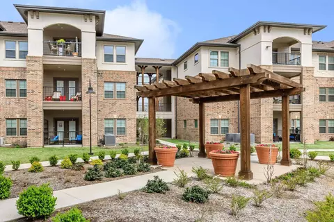 440 E Polo Rd #2302, Grand Prairie, TX 75052