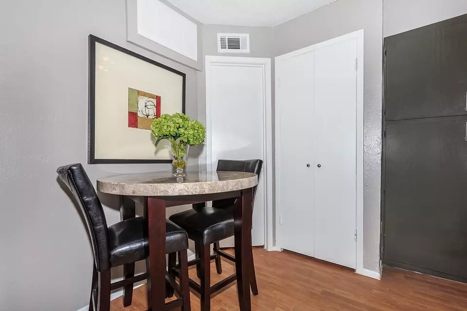  11100 Walnut Hill Ln #W-3102, Dallas, TX 75238 photo 3