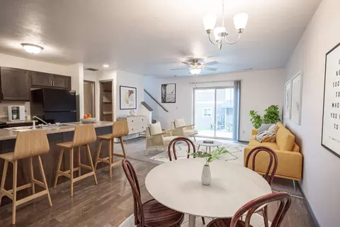 418 S Hein Ave #412-215, Sioux Falls, SD 57110