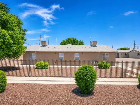 596 Giles Rd #122, El Paso, TX 79915