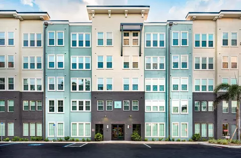 4310 W Spruce St #220, Tampa, FL 33607