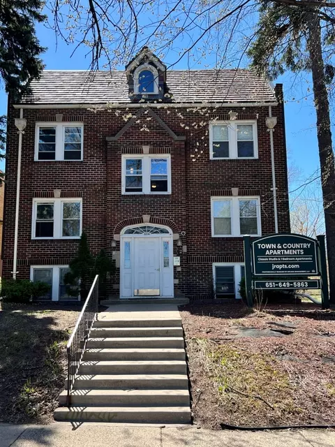2214 Marshall Ave #105, Saint Paul, MN 55104