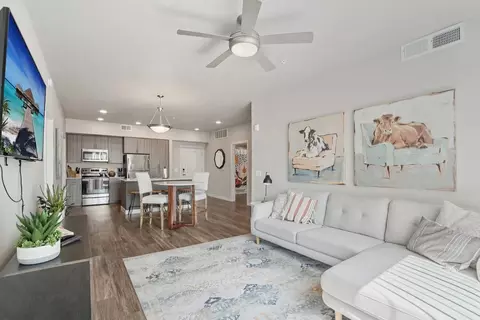 1890 S Country Club Way #2024, Tempe, AZ 85282