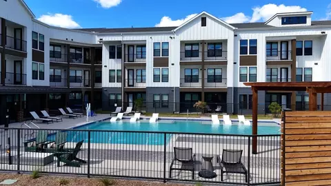 2445 E Common St #1322, New Braunfels, TX 78130