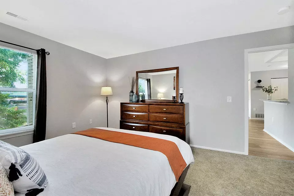  2000 Elmhurst Cir #04103, Oxford, MI 48359 photo 12