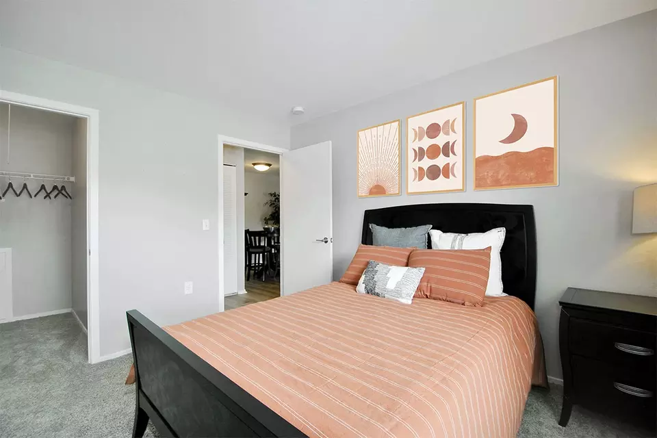  2000 Elmhurst Cir #04103, Oxford, MI 48359 photo 7