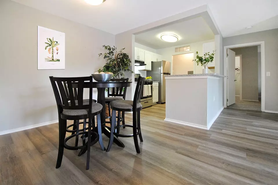  2000 Elmhurst Cir #04103, Oxford, MI 48359 photo 11